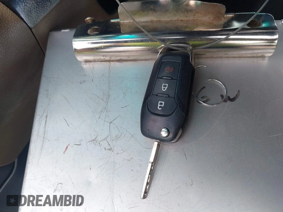 2016 Ford Explorer с VIN 1FM5K7B87GGC38548, выставлен на аукционе IAAI как лот 41869776 с пробегом 166 386 миль миль и . История ставок и продаж доступна на DreamBid. Изображение 11.