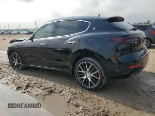 2017 Maserati Levante with VIN ZN661XUL4HX225995, listed as a Copart auction lot 54788175 with 45,276 mi miles and Salvage Title. Bid and sale history available at carsss.com. Image 2.