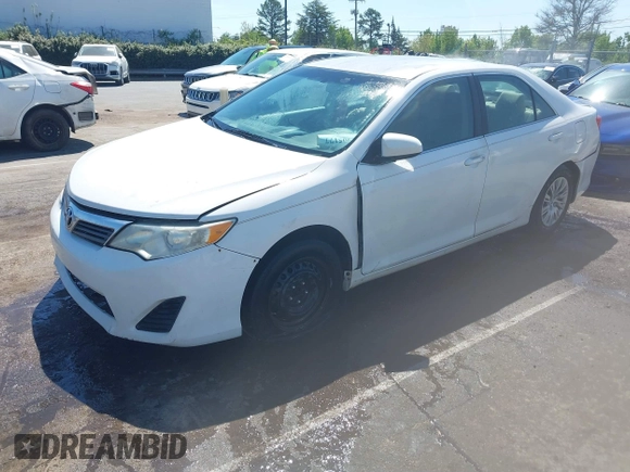 2012 Toyota Camry L with VIN 4T1BF1FK7CU505371, listed as a IAAI auction lot 41905177 with 221,661 mi miles. Bid and sale history available at carsss.com. Image 2.