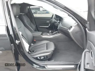 2020 BMW 3 Series 330i with VIN 3MW5R1J0XL8B00985, listed as a IAAI auction lot 42300540 with 50,732 mi miles and . Bid and sale history available at DreamBid. Image 5.