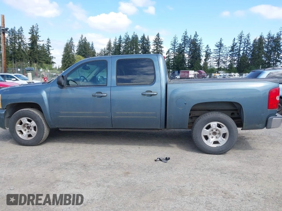 2007 Chevrolet Silverado 1500 with VIN 2GCFC13Y971660819, listed as a IAAI auction lot 42157174 with 480,357 mi miles and . Bid and sale history available at DreamBid. Image 14.