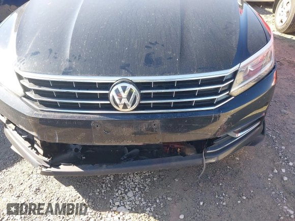 2016 Volkswagen Passat SE with VIN 1VWBT7A30GC049027, listed as a IAAI auction lot 41878460 with 125,261 mi miles and . Bid and sale history available at DreamBid. Image 6.
