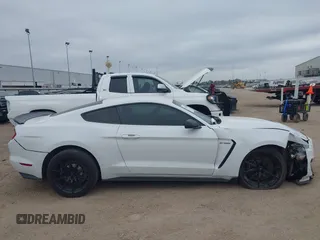 2017 Ford Mustang Shelby GT350 z VIN 1FA6P8JZ1H5525560, wystawiony jako IAAI lot #41526233 z przebiegiem 36 852 mil mil oraz . Historia ofert i sprzedaży dostępna na DreamBid. Obrazek 14.