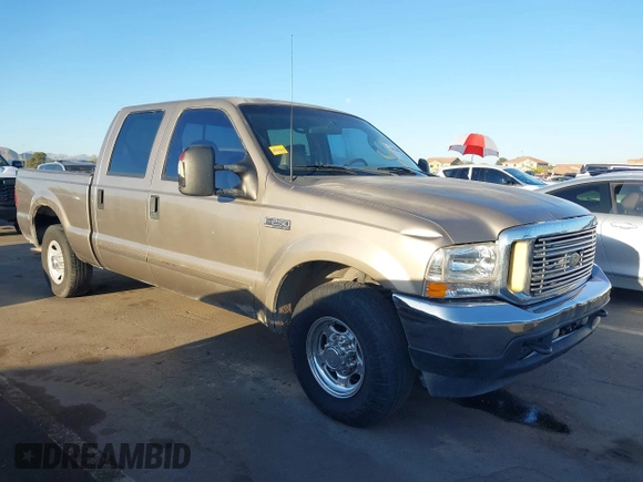 2003 Ford Super Duty F-250 XL with VIN 1FTNW20L53ED10663, listed as a IAAI auction lot 42014993 with 384,089 mi miles. Bid and sale history available at carsss.com. Image 1.