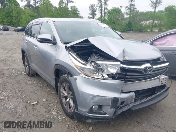 2014 Toyota Highlander XLE z VIN 5TDKKRFH1ES024090, wystawiony jako IAAI lot #42123199 z przebiegiem 58 751 mil mil oraz . Historia ofert i sprzedaży dostępna na DreamBid. Obrazek 1.