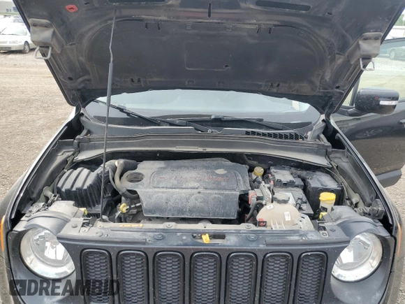 2017 Jeep Renegade Latitude with VIN ZACCJABBXHPF27614, listed as a Copart auction lot 59770505 with 95,981 mi miles and Salvage title. Bid and sale history available at DreamBid. Image 12.