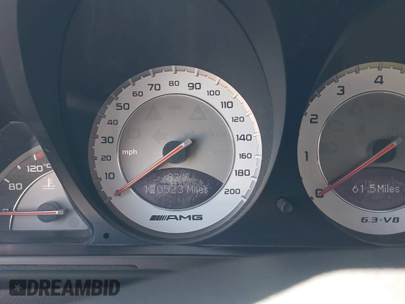 2009 Mercedes-Benz SL 55/63 AMG with VIN WDBSK70F69F148436, listed as a IAAI auction lot 42770233 with 120,523 mi miles and . Bid and sale history available at DreamBid. Image 15.