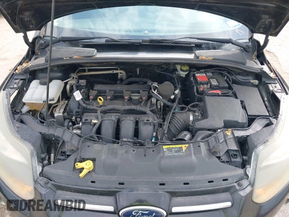 2013 Ford Focus Titanium with VIN 1FADP3J23DL152122, listed as a IAAI auction lot 41935180 with 175,065 mi miles and . Bid and sale history available at carsss.com. Image 10.