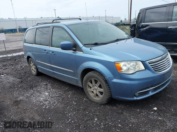 2011 Chrysler Town & Country Touring with VIN 2A4RR5DG4BR768469, listed as a IAAI auction lot 41951030 with 128,226 mi miles. Bid and sale history available at carsss.com. Image 1.