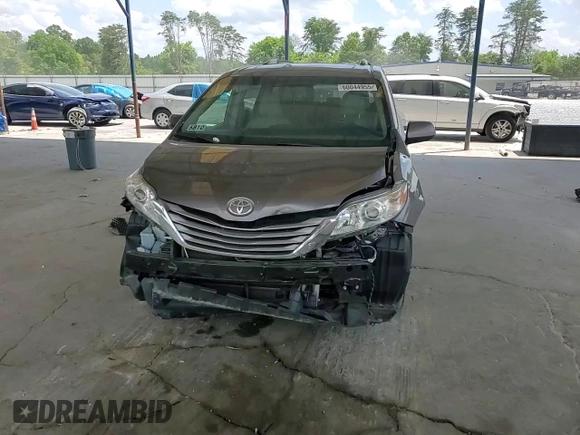 2015 Toyota Sienna XLE с VIN 5TDYK3DC0FS630013, выставлен на аукционе Copart как лот 60044955 с пробегом 124 063 миль миль и Списание • Salvage title. История ставок и продаж доступна на DreamBid. Изображение 14.