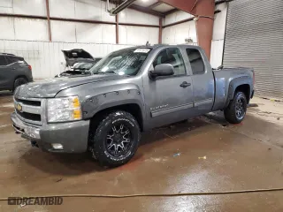 2011 Chevrolet Silverado 1500 LT with VIN 1GCRKSE30BZ260090, listed as a Copart auction lot 41973975 with 168,922 mi miles and Clean Title. Bid and sale history available at carsss.com. Image 1.