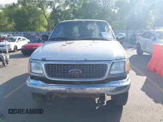 2003 Ford F-150 XL с VIN 1FTRX18L23NB93718, выставлен на аукционе IAAI как лот 42286043 с пробегом 274 079 миль миль и . История ставок и продаж доступна на DreamBid. Изображение 6.