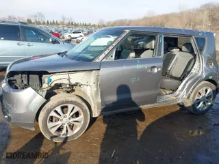 2016 Kia Soul + with VIN KNDJP3A54G7372647, listed as a IAAI auction lot 41675988 with 116,740 mi miles. Bid and sale history available at carsss.com. Image 15.