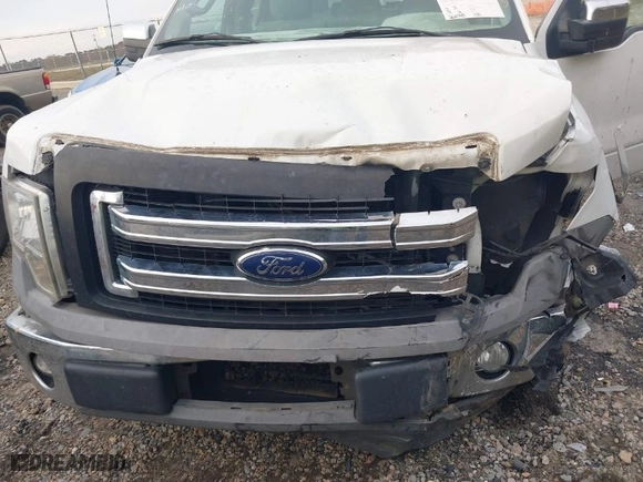 2013 Ford F-150 XL with VIN 1FTFW1CF2DFB40942, listed as a IAAI auction lot 40884111 with 266,063 mi miles. Bid and sale history available at carsss.com. Image 18.
