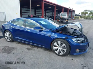 2021 Tesla Model S Performance z VIN 5YJSA1E43MF424593, wystawiony jako IAAI lot #42198084 z przebiegiem 74 546 mil mil oraz . Historia ofert i sprzedaży dostępna na DreamBid. Obrazek 1.