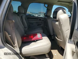 2004 Cadillac Escalade with VIN 1GYEC63T94R142929, listed as a Copart auction lot 58657835 with 147,193 mi miles and Clean title. Bid and sale history available at DreamBid. Image 11.