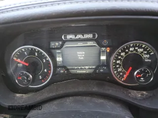 2023 Ram 2500 Laramie z VIN 3C6UR5FL6PG569132, wystawiony jako Copart lot #73370404 z przebiegiem 36 560 mil mil oraz Szkoda całkowita • Salvage title. Historia ofert i sprzedaży dostępna na DreamBid. Obrazek 9.