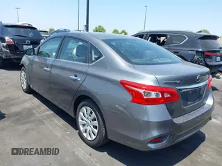 2017 Nissan Sentra SV z VIN 3N1AB7AP5HY284846, wystawiony jako IAAI lot #42779382 z przebiegiem 160 137 mil mil oraz . Historia ofert i sprzedaży dostępna na DreamBid. Obrazek 3.