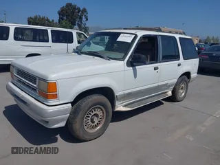 1994 Ford Explorer Eddie Bauer z VIN 1FMDU34X4RUB96329, wystawiony jako IAAI lot #42105903 z przebiegiem 52 719 mil mil oraz . Historia ofert i sprzedaży dostępna na DreamBid. Obrazek 2.