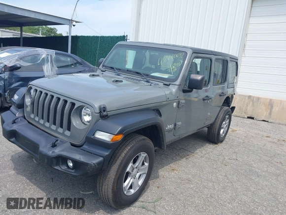 2020 Jeep Wrangler Unlimited Black and Tan with VIN 1C4HJXDG3LW298223, listed as a IAAI auction lot 42446032 with 17,688 mi miles and . Bid and sale history available at DreamBid. Image 18.