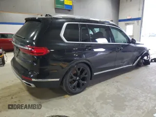 2020 BMW X7 xDrive40i with VIN 5UXCW2C02L9B60336, listed as a Copart auction lot 42796695 with 81,129 mi miles and Salvage Title. Bid and sale history available at carsss.com. Image 3.