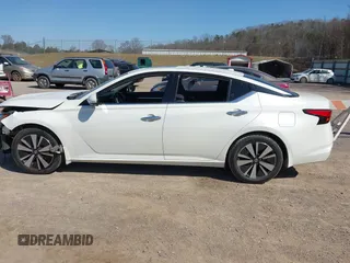 2019 Nissan Altima 2.5 SV with VIN 1N4BL4DV0KC116402, listed as a IAAI auction lot 41772384 with 80,240 mi miles. Bid and sale history available at carsss.com. Image 14.