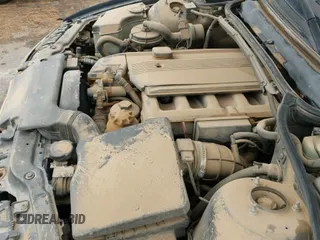 2005 BMW 3 Series 325i с VIN WBAET37425NJ84940, выставлен на аукционе IAAI как лот 42569582 с пробегом 194 384 миль миль и . История ставок и продаж доступна на DreamBid. Изображение 13.