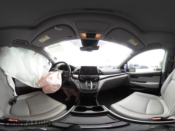 2022 Honda Odyssey EX-L with VIN 5FNRL6H70NB053843, listed as a IAAI auction lot 40210685 with 21,571 mi miles and . Bid and sale history available at DreamBid. Image 19.