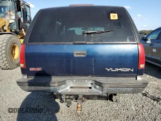 1998 GMC Yukon with VIN 1GKEK13R6WJ706204, listed as a Copart auction lot 77577074 with 186,023 mi miles and Salvage Title. Bid and sale history available at carsss.com. Image 6.