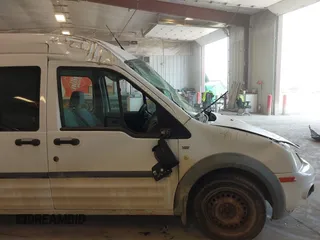 2013 Ford Transit Connect XLT z VIN NM0LS6BN7DT158257, wystawiony jako IAAI lot #42485036 z przebiegiem 120 492 mil mil oraz . Historia ofert i sprzedaży dostępna na DreamBid. Obrazek 14.
