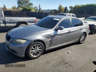 2010 BMW 3 Series 328i with VIN WBAPH5C52AA439933, listed as a Copart auction lot 64033175 with 139,489 mi miles and Salvage title. Bid and sale history available at DreamBid. Image 1.