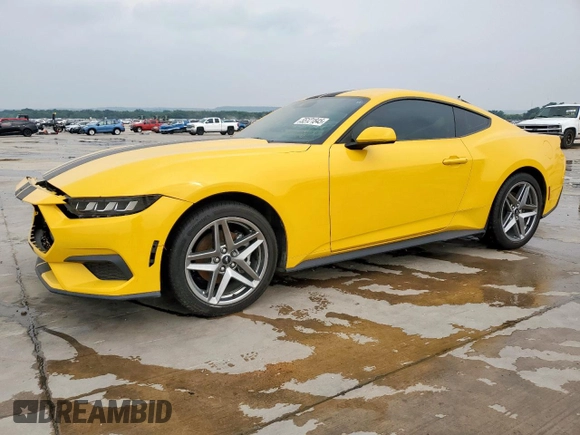 2024 Ford Mustang EcoBoost z VIN 1FA6P8TH1R5136181, wystawiony jako Copart lot #55121845 z przebiegiem 17 396 mil mil oraz Czysty tytuł • Clean title. Historia ofert i sprzedaży dostępna na DreamBid. Obrazek 1.