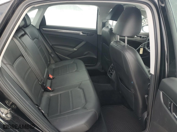 2016 Volkswagen Passat 1.8T SE w/Technology with VIN 1VWBS7A33GC056850, listed as a Copart auction lot 87071234 with 92,621 mi miles and Salvage Title. Bid and sale history available at carsss.com. Image 10.