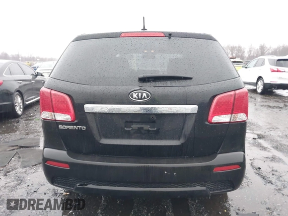 2011 Kia Sorento LX with VIN 5XYKT3A18BG151447, listed as a IAAI auction lot 41730665 with 195,187 mi miles. Bid and sale history available at carsss.com. Image 16.
