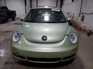 2009 Volkswagen New Beetle Coupe S with VIN 3VWRG31C29M505235, listed as a Copart auction lot 81246414 with 80,888 mi miles and Salvage Title. Bid and sale history available at carsss.com. Image 5.