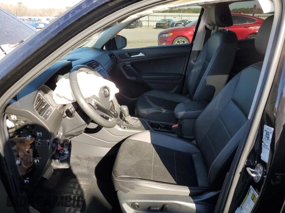 2021 Volkswagen Tiguan SE with VIN 3VV3B7AX2MM068817, listed as a Copart auction lot 46807435 with 72,869 mi miles and Salvage Title. Bid and sale history available at DreamBid. Image 7.