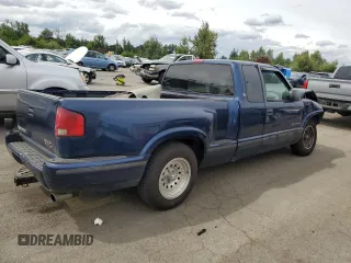 1998 GMC Sonoma SLS with VIN 1GTCS19XXW8542455, listed as a Copart auction lot 58914944 with 0 mi miles and Salvage Title. Bid and sale history available at carsss.com. Image 3.