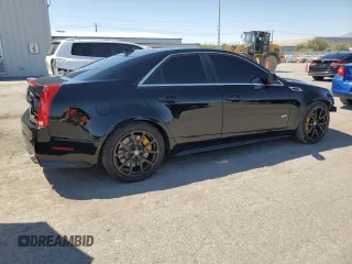 2012 Cadillac CTS-V z VIN 1G6DV5EP8C0150788, wystawiony jako Copart lot #69108334 z przebiegiem 121 090 mil mil oraz Czysty tytuł • Clean title. Historia ofert i sprzedaży dostępna na DreamBid. Obrazek 3.