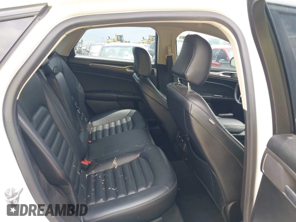 2020 Ford Fusion SEL с VIN 3FA6P0CD7LR131781, выставлен на аукционе IAAI как лот 41855346 с пробегом 95 621 миль миль и . История ставок и продаж доступна на DreamBid. Изображение 8.