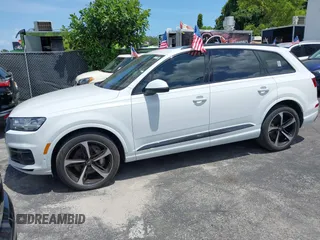 2019 Audi Q7 Prestige with VIN WA1VAAF76KD026816, listed as a IAAI auction lot 42092849 with 61,845 mi miles and . Bid and sale history available at DreamBid. Image 17.