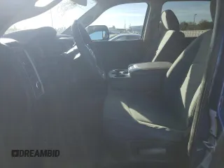 2015 Ram 2500 Tradesman с VIN 3C6UR5HL4FG638735, выставлен на аукционе Copart как лот 76834524 с пробегом Не указан миль и Чистый • Clean title. История ставок и продаж доступна на DreamBid. Изображение 7.