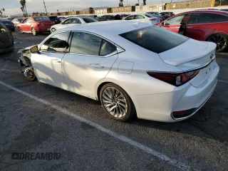 2022 Lexus ES 300h Luxury with VIN 58AEA1C11NU018217, listed as a Copart auction lot 43803745 with 9,446 mi miles and Salvage title. Bid and sale history available at DreamBid. Image 2.