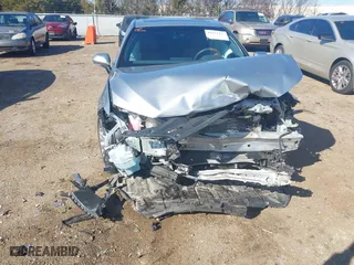 2020 Toyota Avalon Hybrid Limited with VIN 4T1D21FB6LU018439, listed as a IAAI auction lot 41429451 with 50,652 mi miles. Bid and sale history available at carsss.com. Image 6.