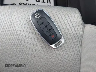2024 Nissan Rogue SV z VIN JN8BT3BA3RW359753, wystawiony jako IAAI lot #41414024 z przebiegiem 5 038 mil mil oraz . Historia ofert i sprzedaży dostępna na DreamBid. Obrazek 11.