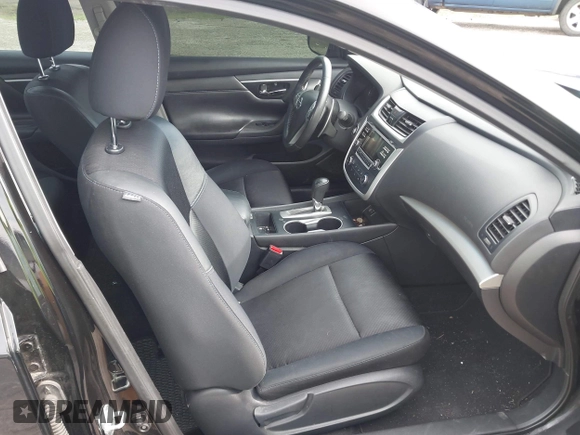 2017 Nissan Altima SV with VIN 1N4AL3AP4HC254822, listed as a IAAI auction lot 42490531 with 82,611 mi miles and . Bid and sale history available at DreamBid. Image 5.