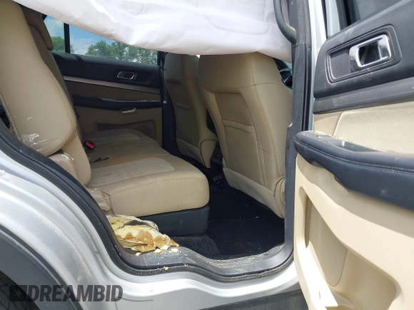 2017 Ford Explorer z VIN 1FM5K7B88HGB27654, wystawiony jako IAAI lot #42702068 z przebiegiem 177 315 mil mil oraz . Historia ofert i sprzedaży dostępna na DreamBid. Obrazek 8.