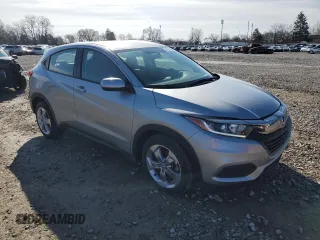 2021 Honda HR-V LX with VIN 3CZRU6H37MM719420, listed as a Copart auction lot 49450395 with 17,264 mi miles and Salvage Title. Bid and sale history available at carsss.com. Image 4.