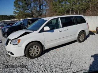 2015 Chrysler Town & Country LX with VIN 2C4RC1AG1FR675404, listed as a Copart auction lot 85792154 with 164,399 mi miles and Salvage Title. Bid and sale history available at carsss.com. Image 1.