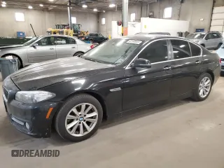 2015 BMW 5 Series 528i with VIN WBA5A5C59FD512538, listed as a Copart auction lot 53160655 with 122,980 mi miles and Clean Title. Bid and sale history available at carsss.com. Image 1.