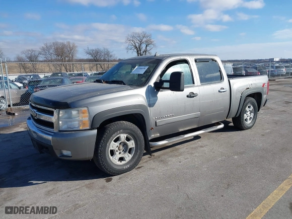 2007 Chevrolet Silverado 1500 LTZ with VIN 2GCEK13MX71529698, listed as a IAAI auction lot 41590698 with 244,705 mi miles. Bid and sale history available at carsss.com. Image 21.
